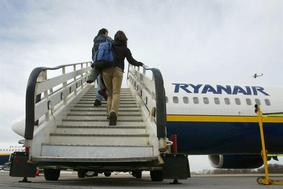 Pri Ryanairu hočejo letala s širšimi vrati
