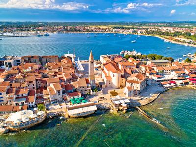 Kam na izlet: v Umag na kosilo, sprehod in glasbeni festival