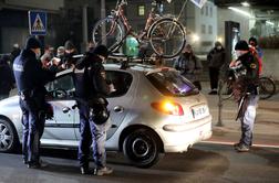Protestniki s koles v avtomobile, policisti ugotovili več kršitev