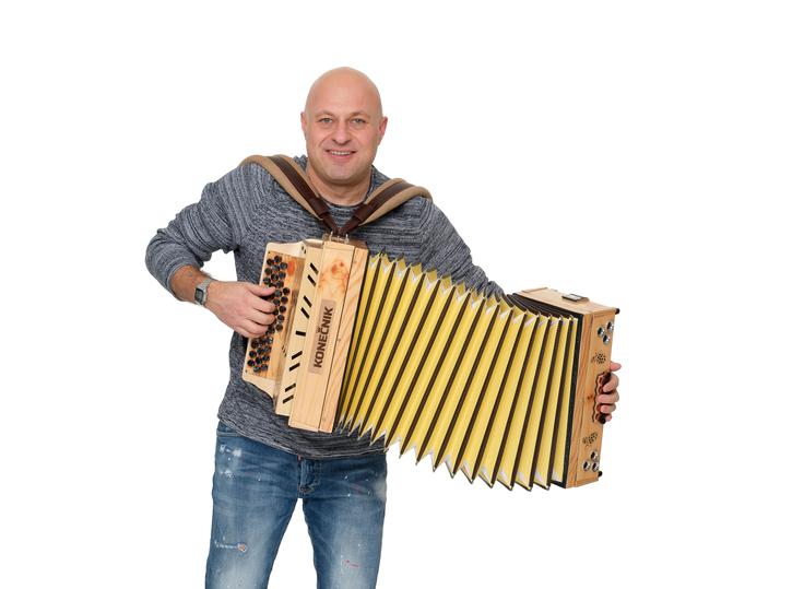 Boštjan Konečnik harmonika Boštjan Konečnik harmonika | Foto: osebni arhiv Boštjan Konečnik