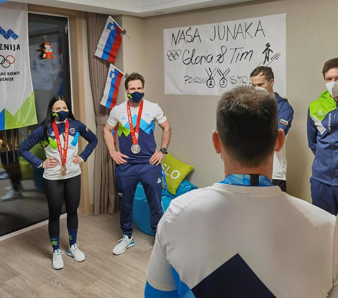 Kotnikova in Mastnak na sprejemu v olimpijski vasi.  | Foto: OKS