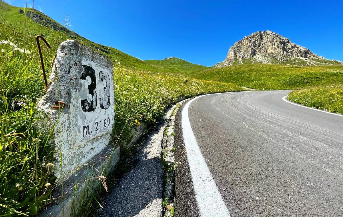 prelaz Pordoi | Prelaza Sella in Pordoi sta najvišji asfaltirani cesti v Dolomitih. | Foto Gregor Pavšič