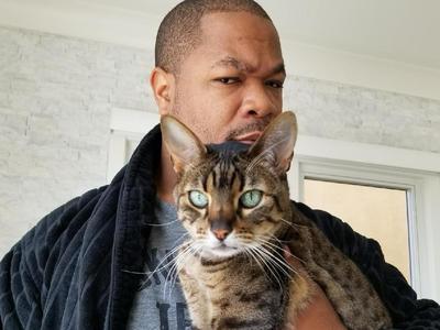Slavni raper Xzibit po zaslugi svoje 20-letne mačke znova navdušil splet