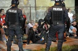 Foto: Navijači razgrajali v Mariboru