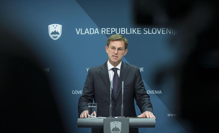 Miro Cerar: "V Zagrebu bomo morali najti dober dogovor glede ribičev v skladu z arbitražno odločbo." | Foto: Ana Kovač