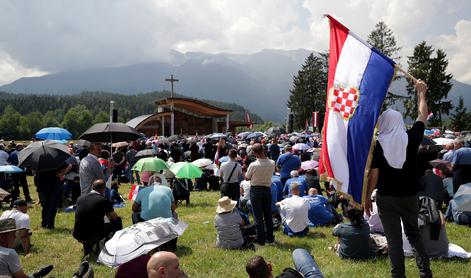 Avstrijska škofovska konferenca Hrvaško pozvala k dialogu o Pliberku