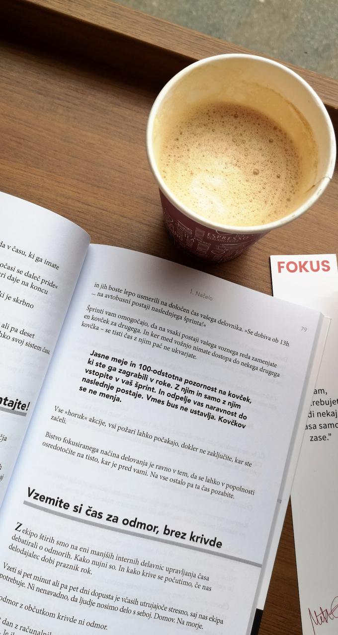 Meta Grošelj je tudi avtorica knjige Fokus, v kateri je pisala o tem, kako biti kar najbolj učinkoviti pri svojem delu in ohraniti ravnovesje med delom in zasebnim življenjem. | Foto: osebni arhiv/Lana Kokl