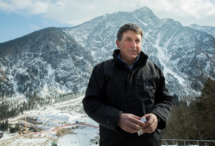 "Lani jo je Prevcu zagodlo vreme, sicer bi zmagal na vseh štirih tekmah novoletne turneje. To je bil cilj Primoža Peterke," pravi Jelko Gros. | Foto: Vid Ponikvar