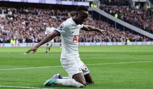 Mladi Senegalec še dolgo v Tottenhamu
