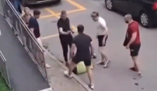 Šokanten prizor v Šiški: trije na enega, nato odjeknili streli #video