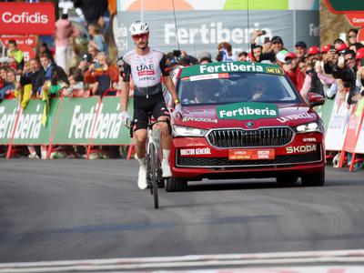 Jay Vine junak šeste etape Vuelte, Vingegaard rdečo majico predal Norvežanu