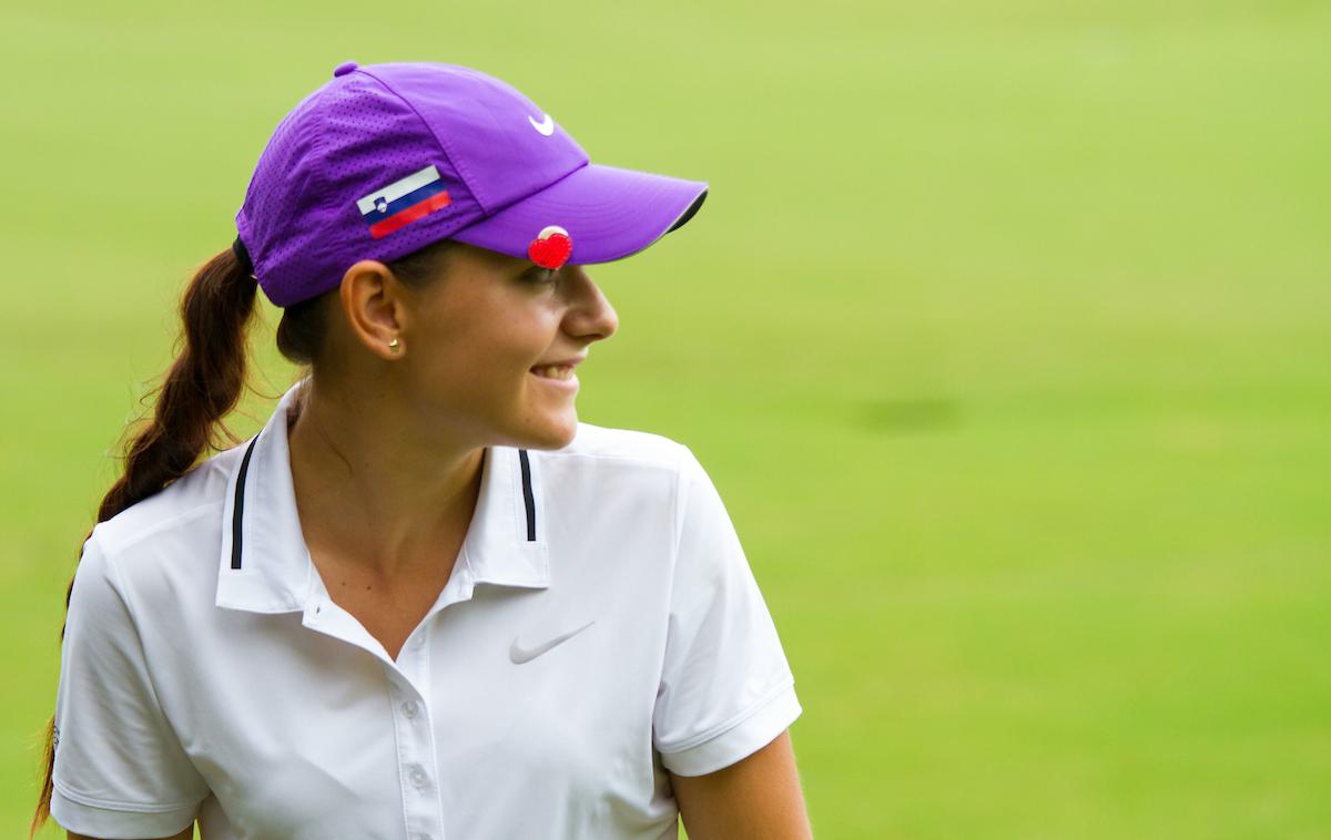 Ana Belac | Manj kot en teden po zgodovinski prvi zmagi med profesionalkami je slovenska golfistka Ana Belac postala še najboljša igralka sezone na turneji Symetra. | Foto Peter Kastelic