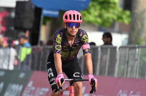 Pri ekipi EF Education-EasyPost prekinili pogodbo s Piccolom, prevažal je rastni hormon