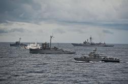Na Filipinih vojaška ladja potonila še pred načrtovanim potopom