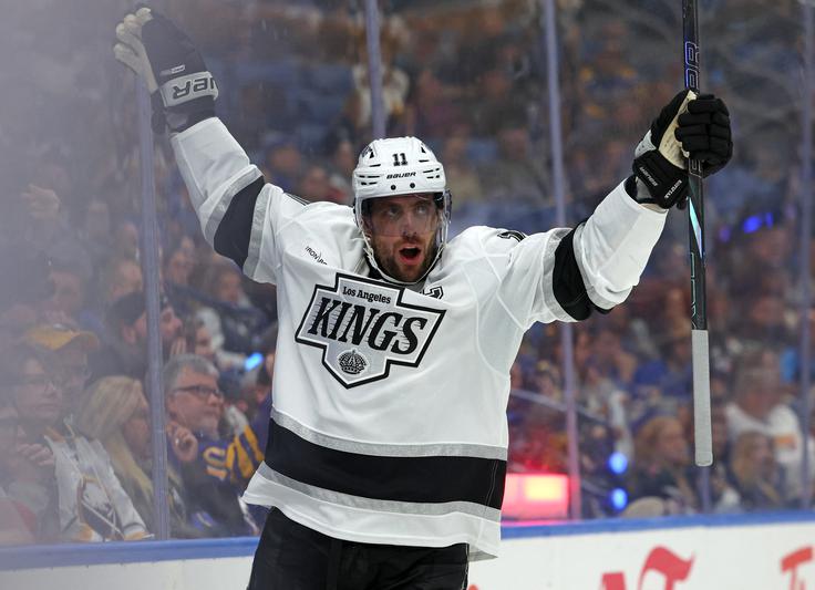 Anže Kopitar je že dolgo hokejski ponos Los Angelesa. | Foto: Reuters