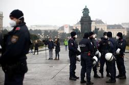 Policija na Dunaju pridržala več protestnikov