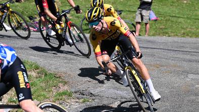 Dramatičen dan na Vuelti, Roglič varno