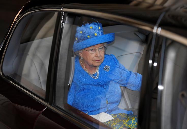 Britanska kraljica Elizabeta II. naj bi julija na gradu Windsor sprejela ameriškega predsednika Donalda Trumpa in njegovo ženo Melanio Trump. | Foto: Reuters