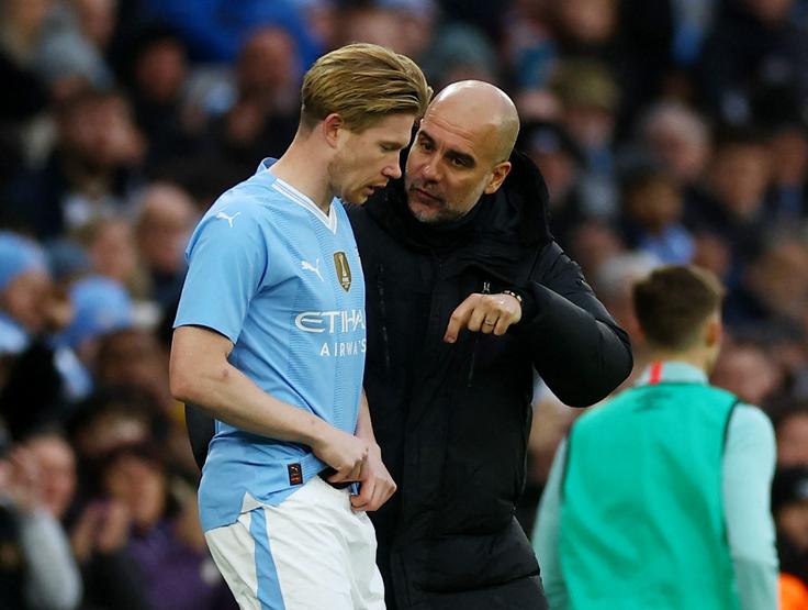 Pep Guardiola je bil izbran za najboljšega trenerja.  | Foto: Reuters