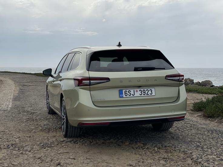 Škoda superb | Foto: Gregor Pavšič