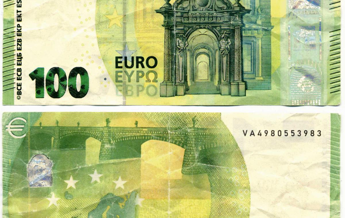 Sto evrski bankovci | Celotna preiskava je pokazala, da so osumljeni skupno unovčili 29 ponarejenih stoevrskih bankovcev. | Foto PU Celje