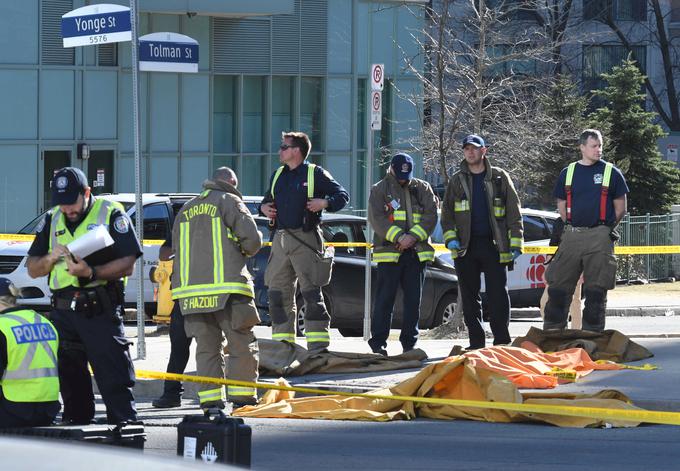 V ponedeljkovem napadu je v Torontu umrlo deset ljudi, 15 ljudi pa je bilo ranjenih. | Foto: Reuters