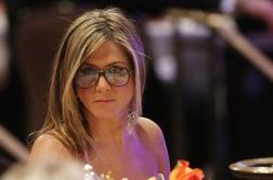 Jennifer Aniston je Angelini napovedala vojno