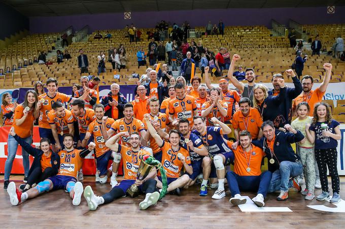 ACH-jevci se veselijo 16. naslova državnega prvaka. | Foto: Matic Klanšek Velej/Sportida