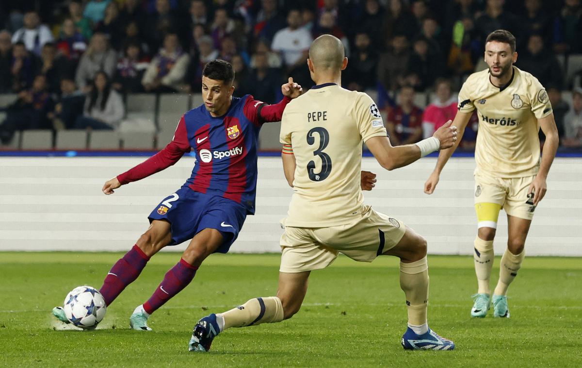 Joao Cancelo Barcelona : Porto | Joao Cancelo je postal pomemben člen v igri Barcelone. | Foto Reuters