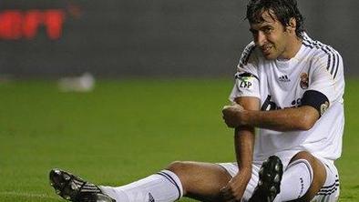 Van der Vaart in Raul poškodovana