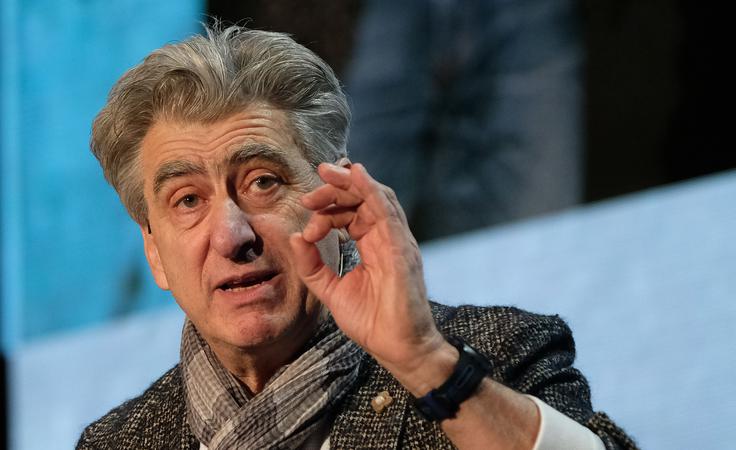 Šef švicarskega urarskega podjetja Swatch Nick Hayek zahteva zaostritev švicarske politike do Trump, saj se popustljiva in defenzivna politika soočanja s Trump ni obnesla. Med drugim predlaga 39-odstotni davek na izvoz švicarskega zlata. | Foto: Guliverimage