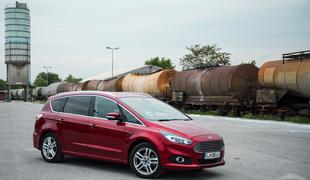 Ford S-max – ko mora družina kamorkoli zares hitro