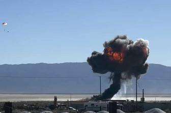 Strmoglavilo je ameriško letalo F-16C #video