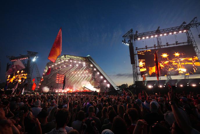 Oboževalci v šoku: vstopnice za slavni festival presegle 470 evrov