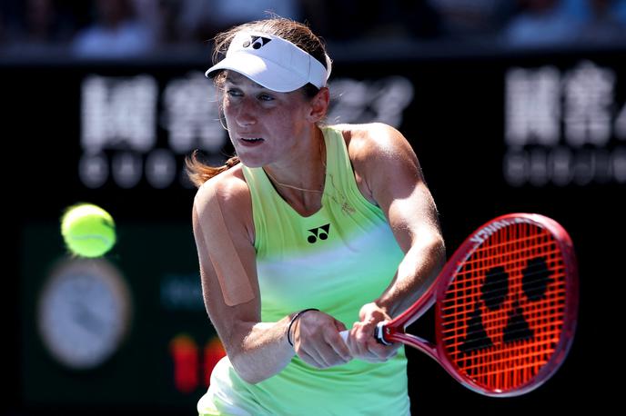 Kaja Juvan Elena Ribakina | Kaja Juvan je priznala premoč petopostavljeni Kazahstanki. | Foto Reuters