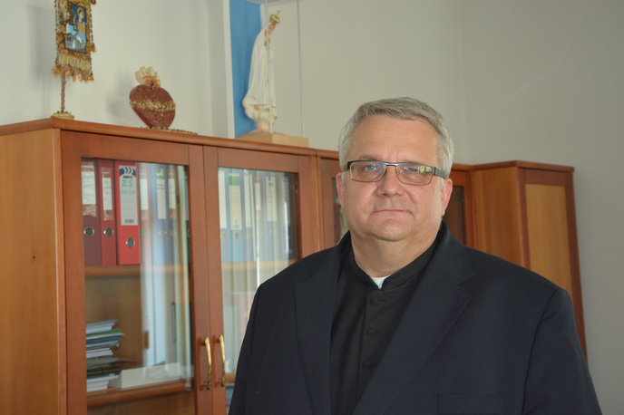 Peter Štumpf | "Če odstopi nadškof Zore, odstopi tudi škof Štumpf," je na Facebooku zapisal murskosoboški škof Peter Štumpf. | Foto STA