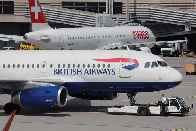British Airways | Trije letalski prevozniki, med njimi tudi British Airways, bodo zahtevali sodno presojo ukrepa o obvezni 14-dnevni karanteni za vse prihode v Združeno kraljestvo, ki je začel veljati 15. junija. | Foto Reuters