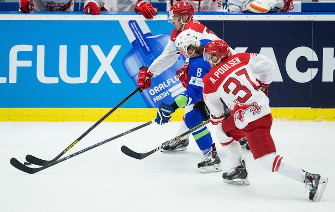 Danci imajo v reprezentanci kar osem NHL-ovcev, ki so k zmagi s 3:0 nad Latvijo prispevali velik delež. | Foto: Vid Ponikvar