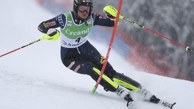 Švedsko zmagoslavje v Andori, Dvornikova med 15, do točk tudi Slokarjeva
