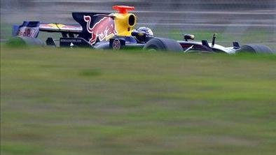 Drugi dan zaznamoval Sebastian Vettel