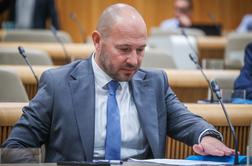 Vrtovec že napovedal prve ukrepe: širitev avtocest in nočna dela