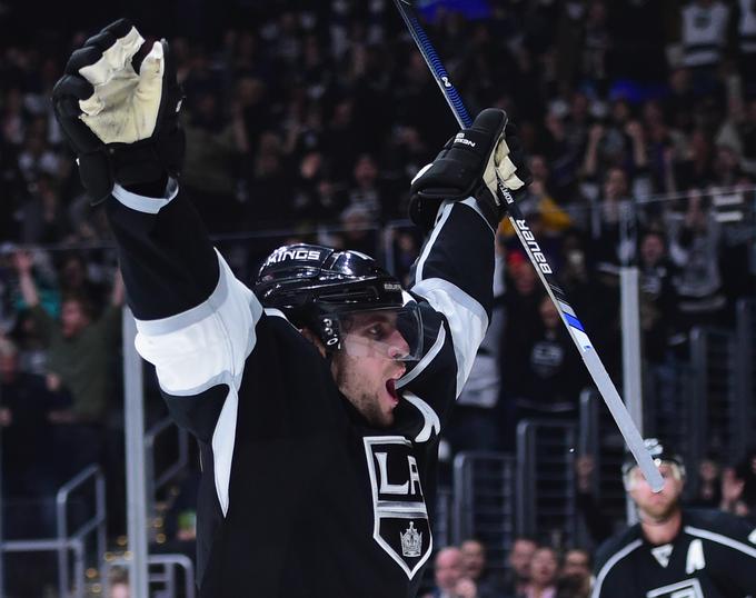 Anže Kopitar je v sredo ob zmagi Los Angeles Kings s 4:2 nad New York Islanders odigrali 780. tekmo rednega dela sezone. S tem se je na večni lestvici kalifornijske franšize po številu odigranih tekem na šestem mestu izenačil s Švedom Mattiasom Norstromom. | Foto: Guliverimage/Getty Images