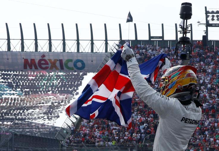 Veliko veselje Britanca. | Foto: Reuters