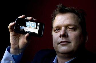 Elektronske naprave v poslovnem svetu otežujejo odpuščanja