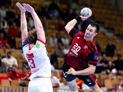 Ferlin blestel z obrambami, Slovan ostaja nepremagan