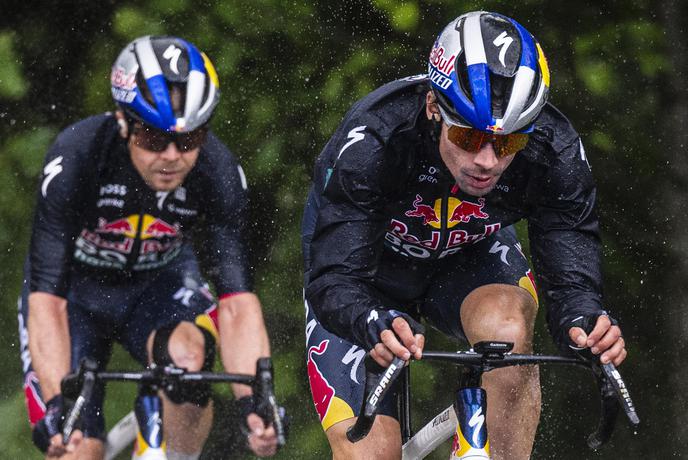 Primož Roglič in Jan Tratnik na sobotno dirko po Emiliji