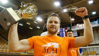 Čez noč postal prvi trener in pobral vse, kar je lahko