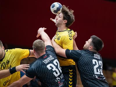 Vrača se boj za naslov