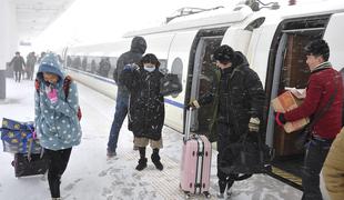 Tudi Kitajski in Japonski snežna neurja povzročajo težave