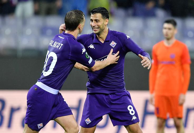 Tako je Svit Sešlar spremljal veselje Rolanda Mandragore, ko je Fiorentino popeljal v vodstvo z 1:0. | Foto: Reuters